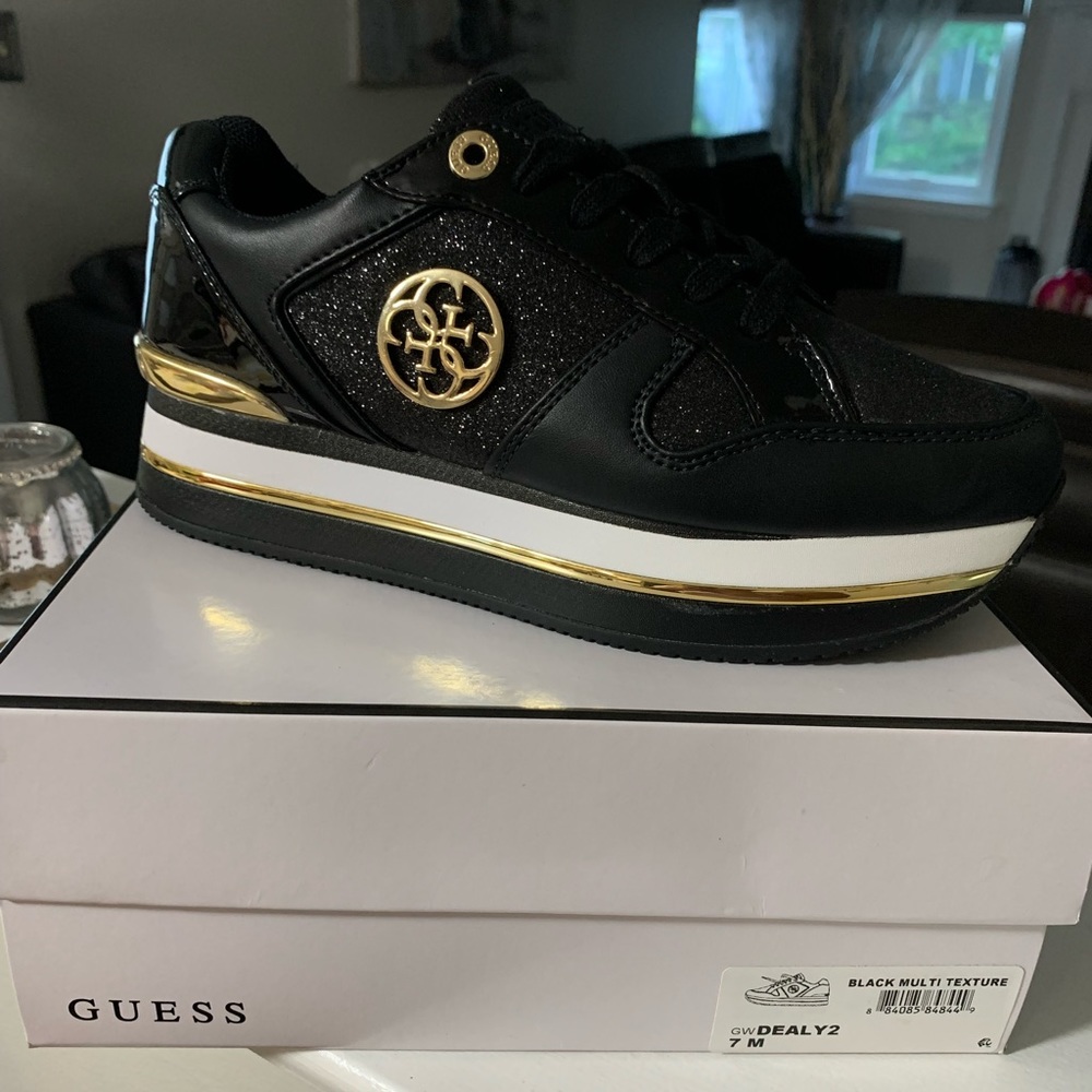 Guess platform sneakers, size 7